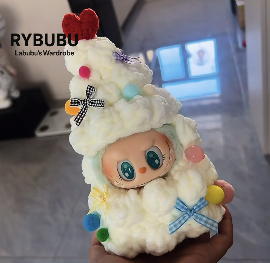 RYBUBU 10cm trendy toy universal baby clothes Christmas baby clothes handmade wool Christmas tree baby clothes niche creative gifts for friends