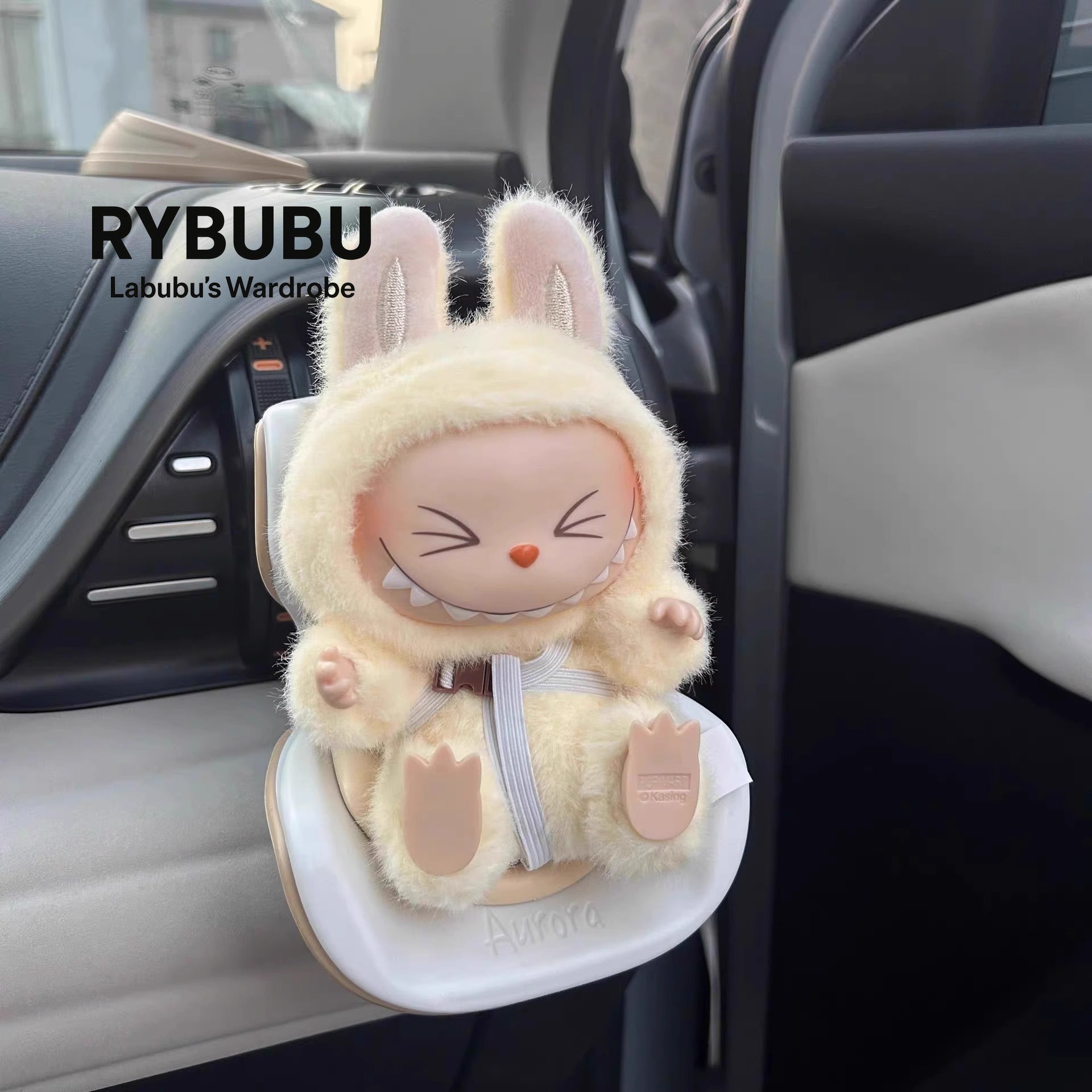 RYBUBU Doll Car Seat Display – Safety Style Accessory for Plush Toys
