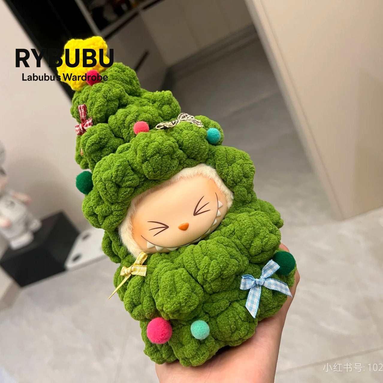 RYBUBU 10cm trendy toy universal baby clothes Christmas baby clothes handmade wool Christmas tree baby clothes niche creative gifts for friends